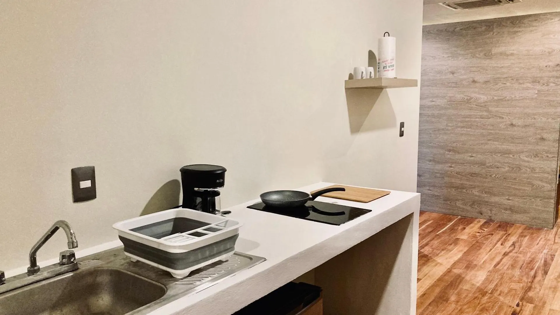 Luxury Priv. Suite W/ Whirlpool Tub 15 Mn Airport/Bacab Mansion Cancun Homestay
