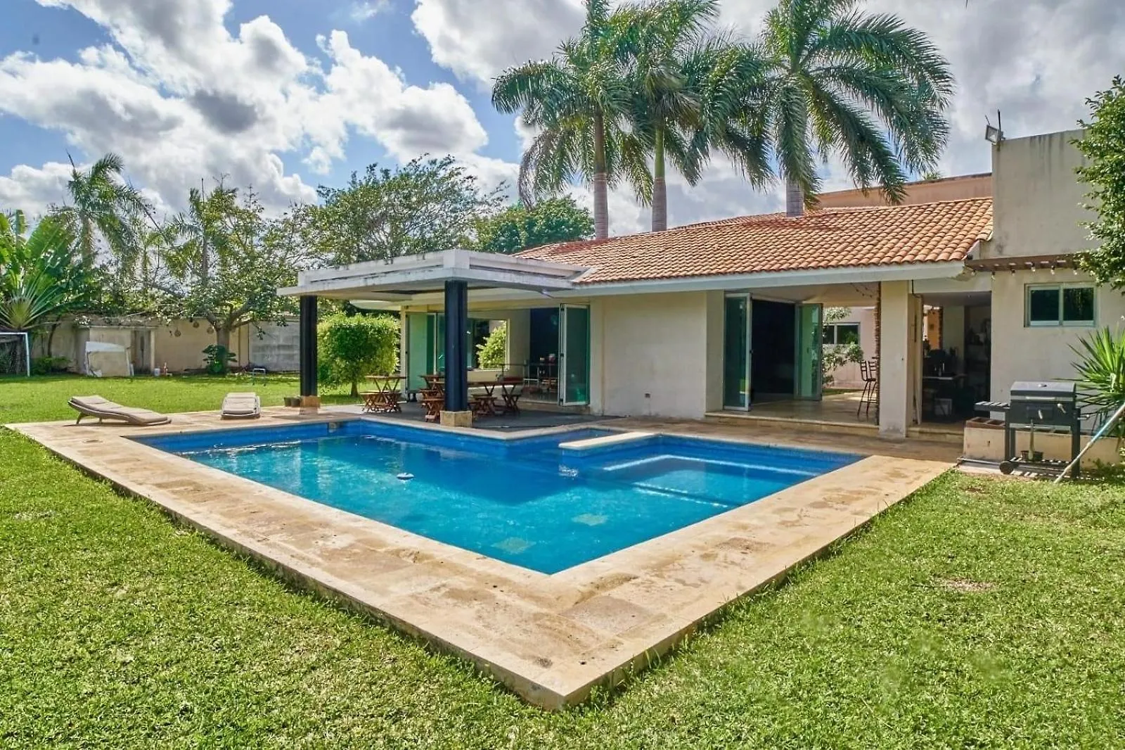 Luxury Priv. Suite W/ Whirlpool Tub 15 Mn Airport/Bacab Mansion Cancun Homestay